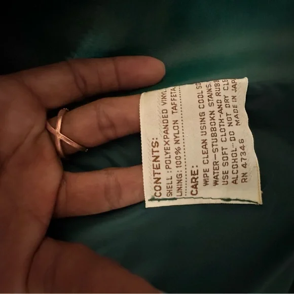 Vintage high quality faux leather in green size Medium Japanese made. - Picture 10 of 12